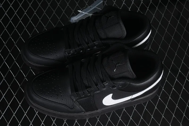 All categories Air Jordan Jordan series basketball shoes Air Jordan 1 Low Air Jordan 1 Low AJ1 Joe 1 black and white canvas leather low-top cultural basketball shoes HV5968-001